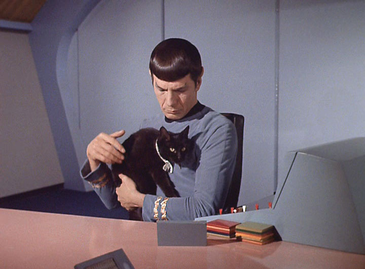 2x26-assignmentearth0041_trekcore